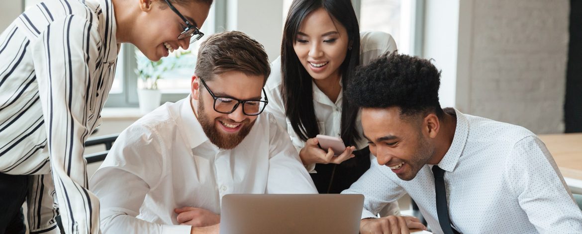 758 people gathering and discussing their thought