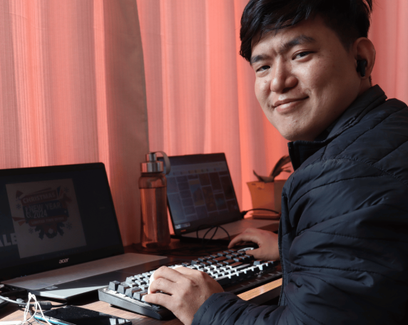 Graphic Designer Mani Kumar Rai